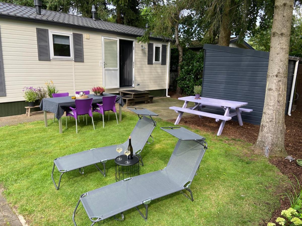 פוטן Ruim En Modern Chalet In De Veluwse Bossen מראה חיצוני תמונה